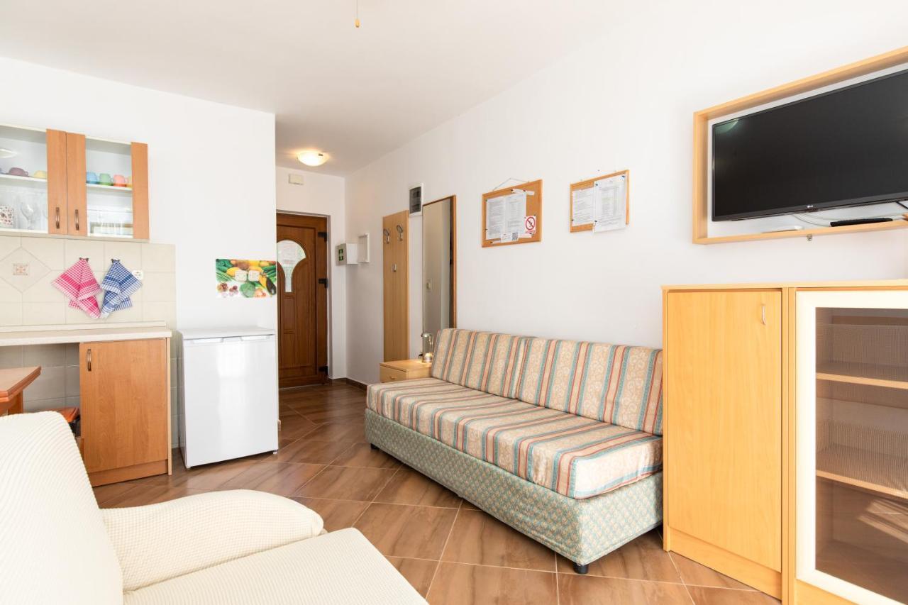 Apartmani Margita Moscenicka Draga Ngoại thất bức ảnh